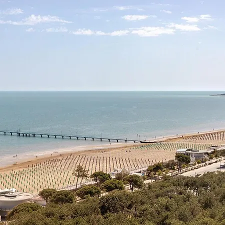 Skyline Lignano 公寓